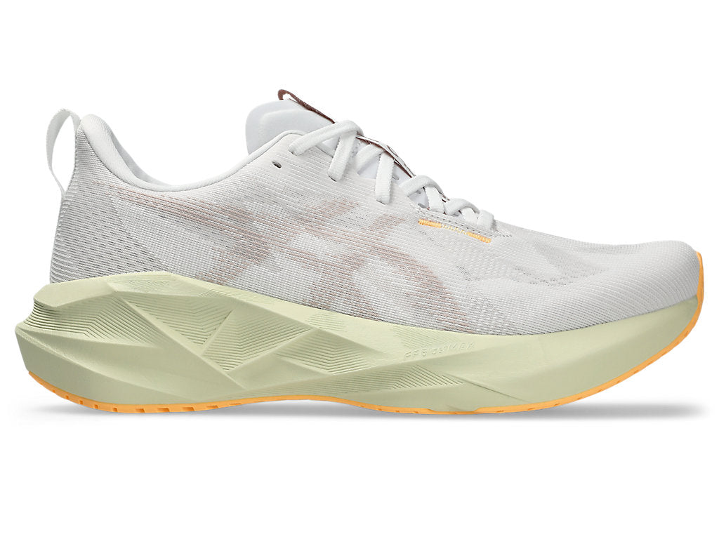 Women Novablast 5 Running Shoes