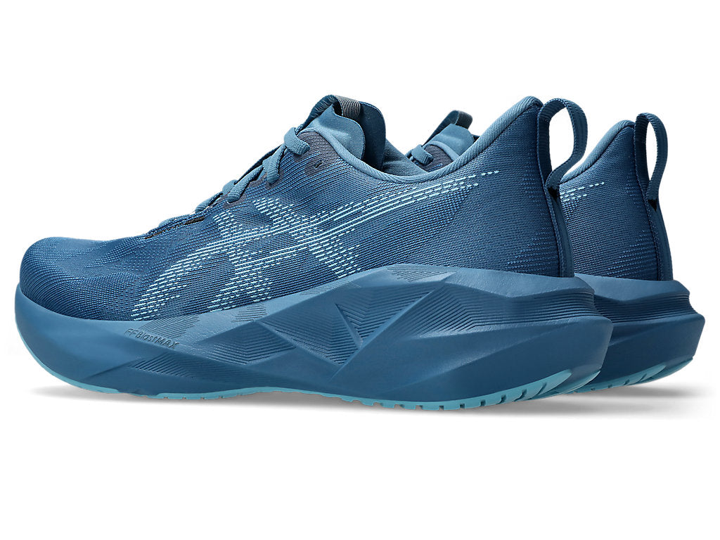 ASICS Mens Novablast 5 Running Shoes
