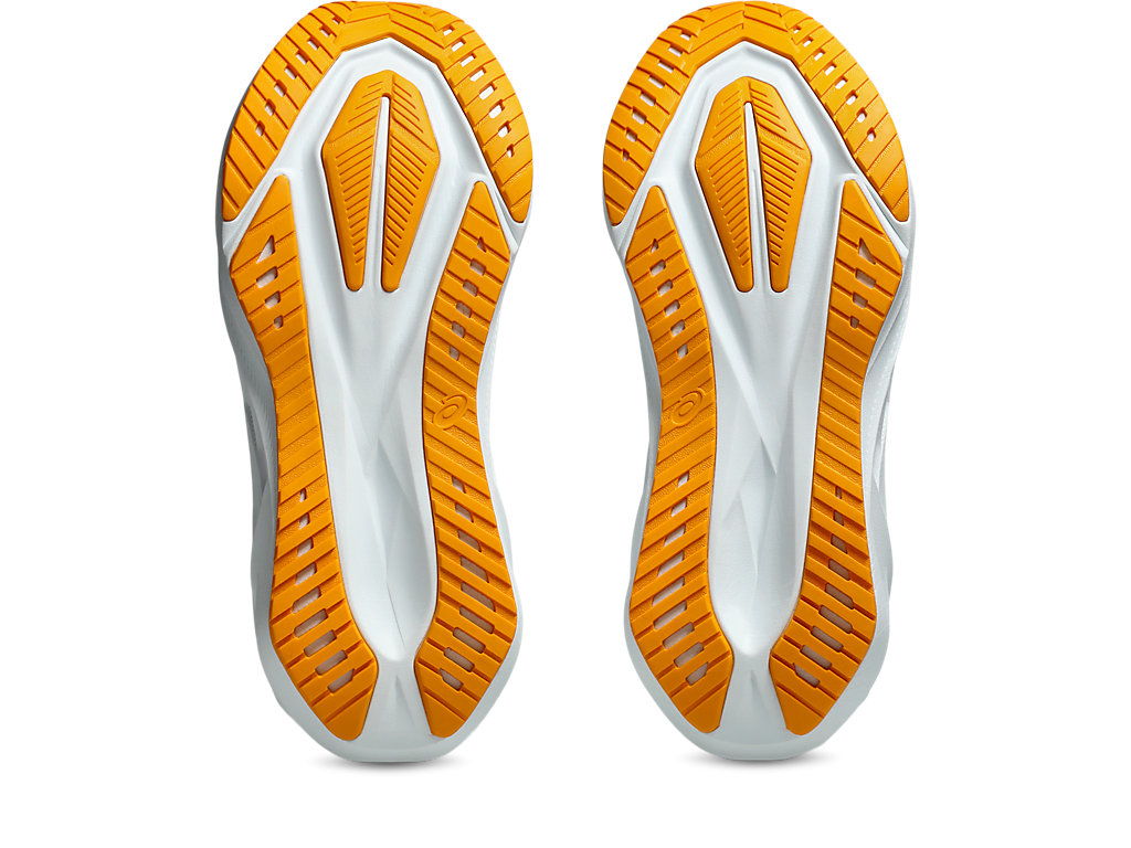 ASICS Mens Novablast 5 Running Shoes