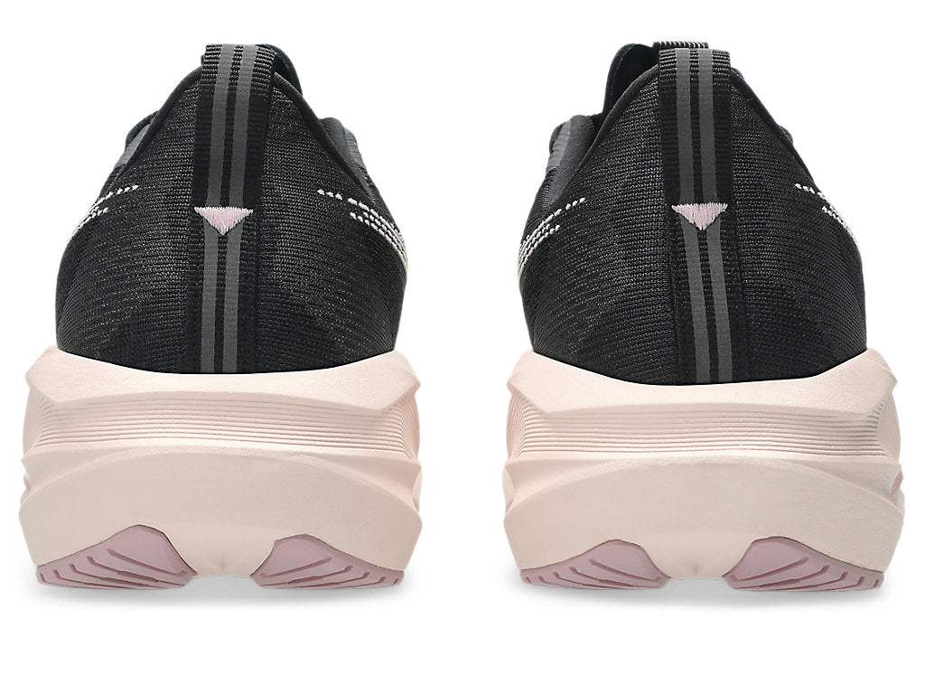 Women Novablast 5 Running Shoes