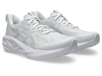 Women Novablast 5 Running Shoes
