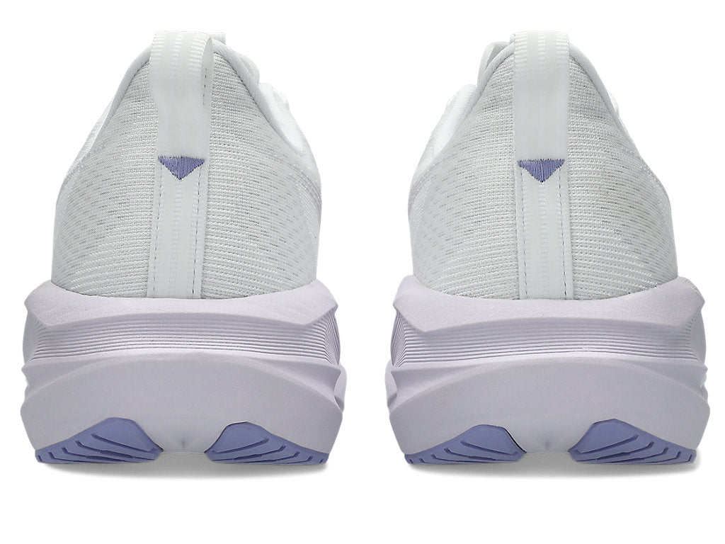 Women Novablast 5 Running Shoes