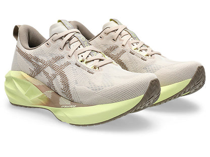 Women Novablast 5 Running Shoes