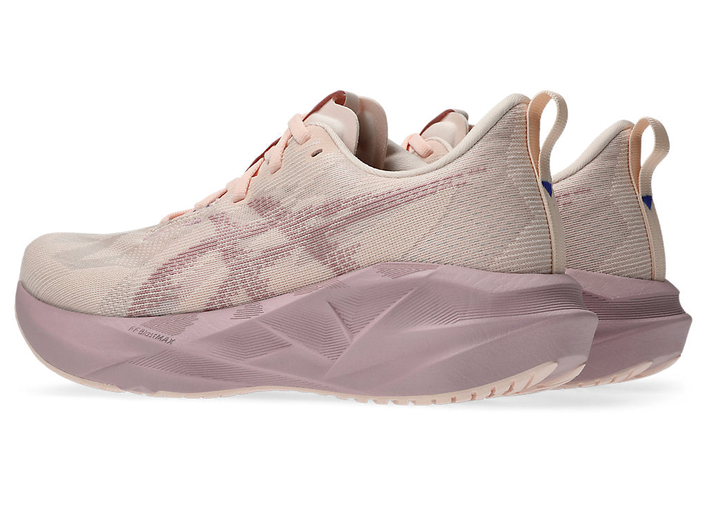 Women Novablast 5 Running Shoes