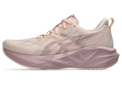 Women Novablast 5 Running Shoes